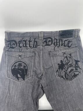 VNTG Artful Dodger Graphic Jeans Men’s 38x32 Gray/Stone “Dance Death” Embroider